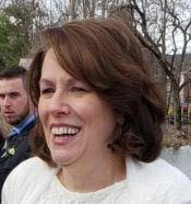  Headshot of Susan Gradl.